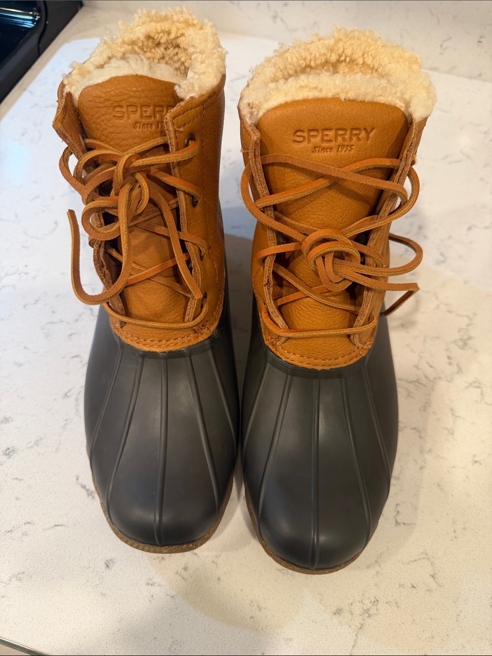 Sperry Two-Tone Shearling Duck Boots in Brown & Dark Gray